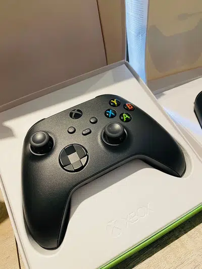 2 Xbox Series X Wireless Controller+ USB-C Cable - GameUtha.com